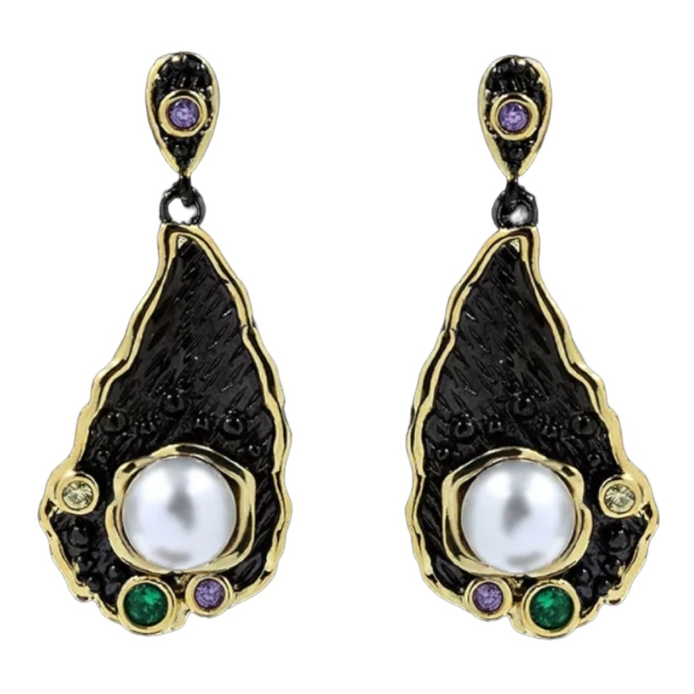 Pearl earrings